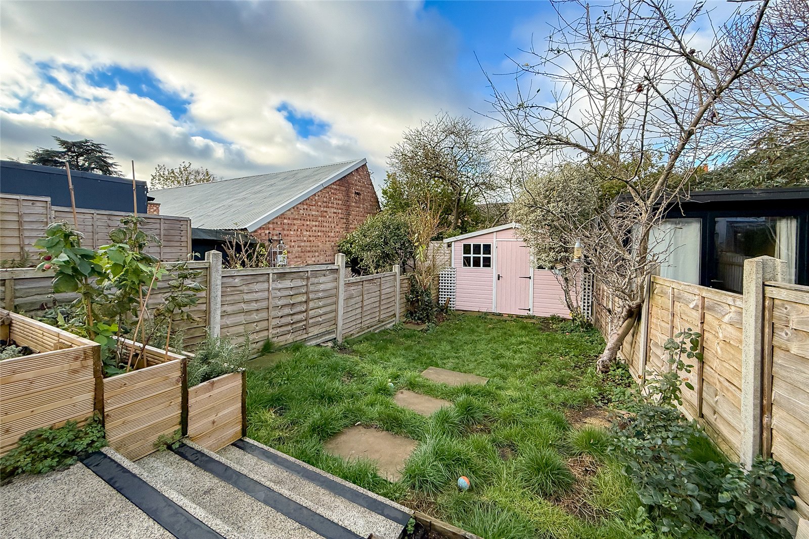 2 bed terraced house for sale in Alma Cut, St. Albans, Hertfordshire, AL1  - Property Image 10