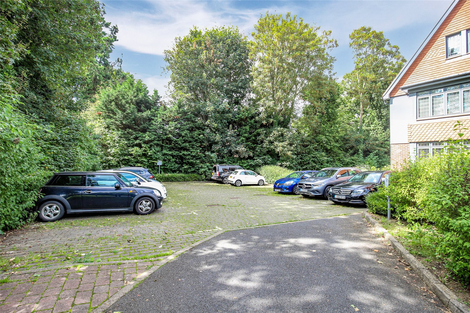 2 bed apartment to rent in Old Mile House Court, St. Albans, Hertfordshire, AL1 - Property Image 4