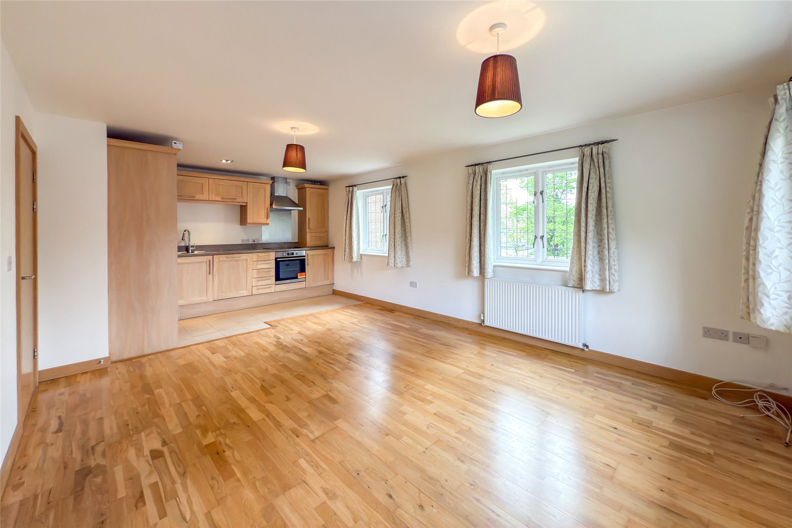 2 bed apartment to rent in Old Mile House Court, St. Albans, Hertfordshire, AL1 - Property Image 2