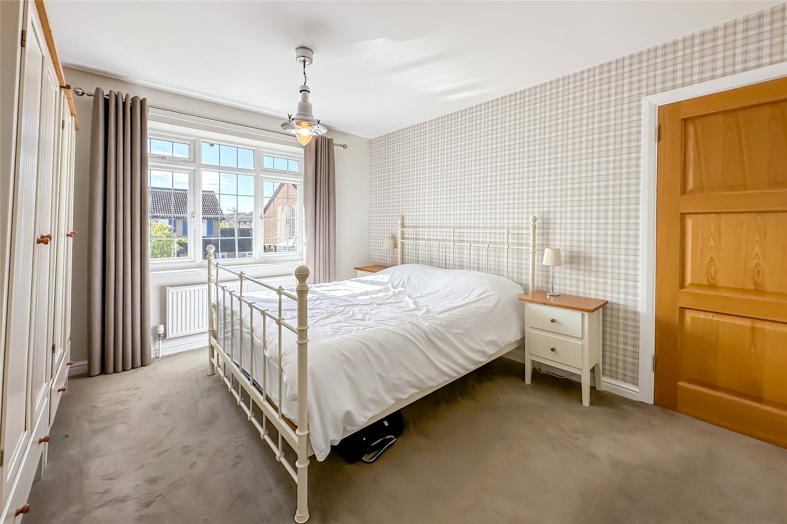 5 bed semi-detached house for sale in Woodfield Way, St. Albans, Hertfordshire, AL4 - Property Image 17