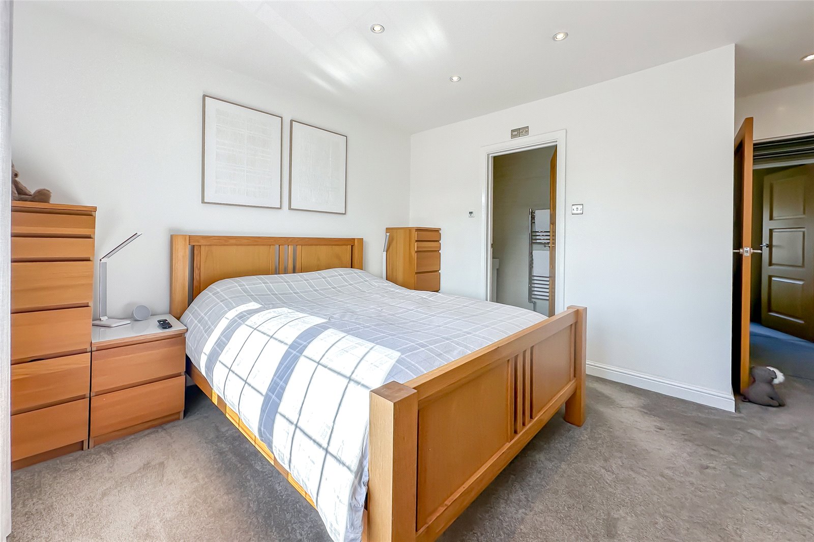 5 bed semi-detached house for sale in Woodfield Way, St. Albans, Hertfordshire, AL4 - Property Image 18