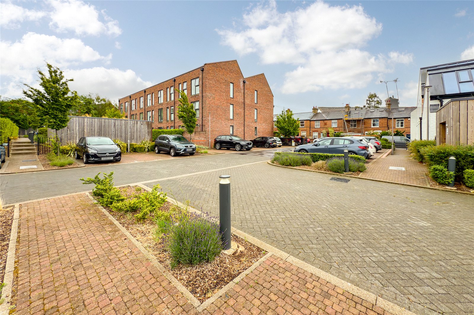 1 bed apartment to rent in Hansell Gardens, Sutton Road, St. Albans, Hertfordshire, AL1  - Property Image 9