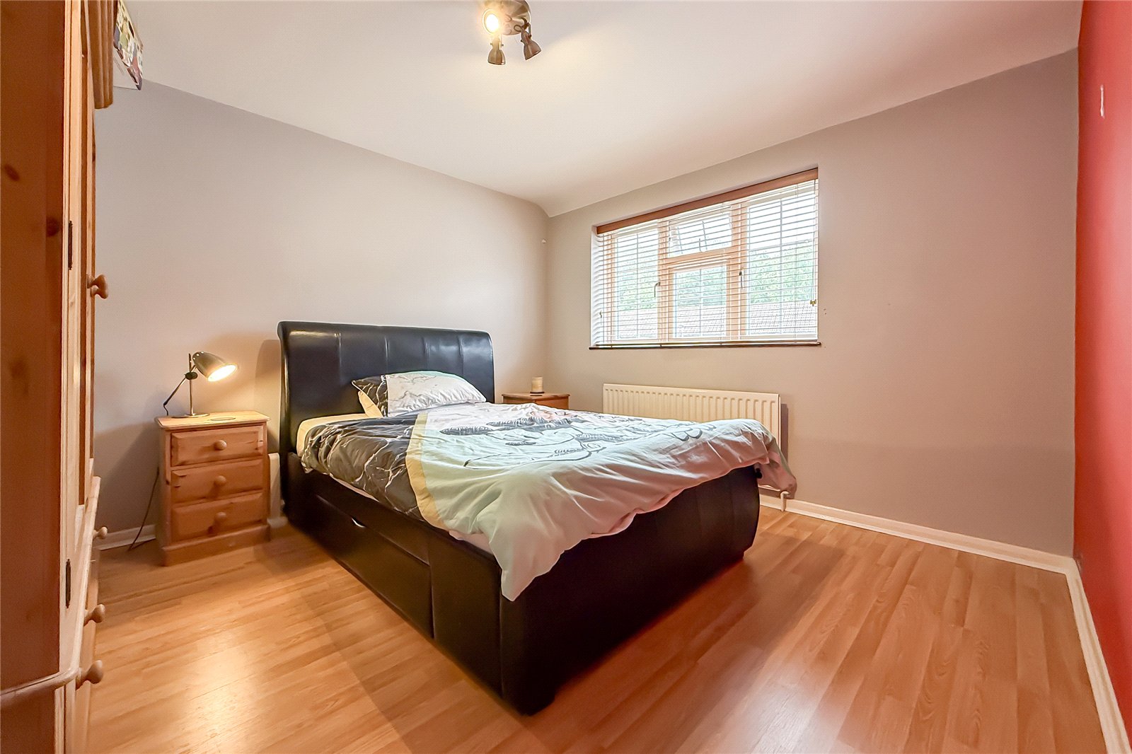 4 bed semi-detached house for sale in How Wood, Park Street, St. Albans, Hertfordshire, AL2 - Property Image 6