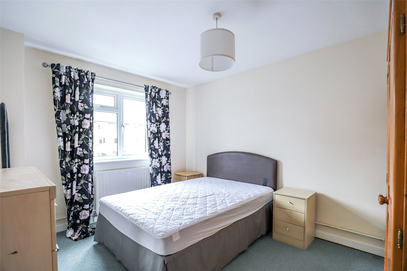 3 bed apartment to rent in The Ridgeway, St. Albans, Hertfordshire, AL4  - Property Image 4