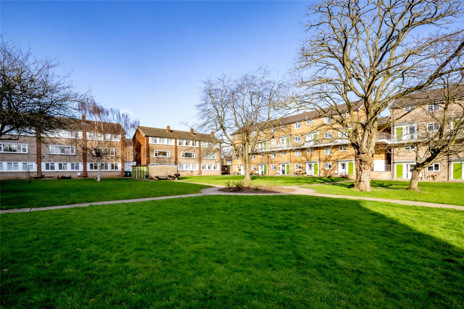3 bed apartment to rent in The Ridgeway, St. Albans, Hertfordshire, AL4  - Property Image 13