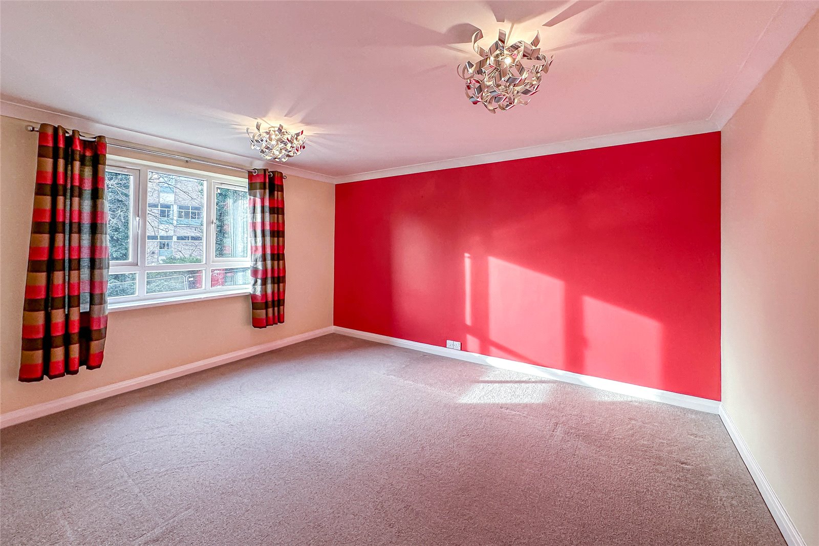 2 bed apartment to rent in Brooklands Court, Hatfield Road, St. Albans, Hertfordshire, AL1 - Property Image 3