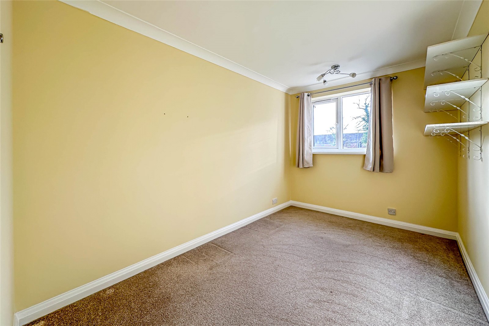 2 bed apartment to rent in Brooklands Court, Hatfield Road, St. Albans, Hertfordshire, AL1 - Property Image 7