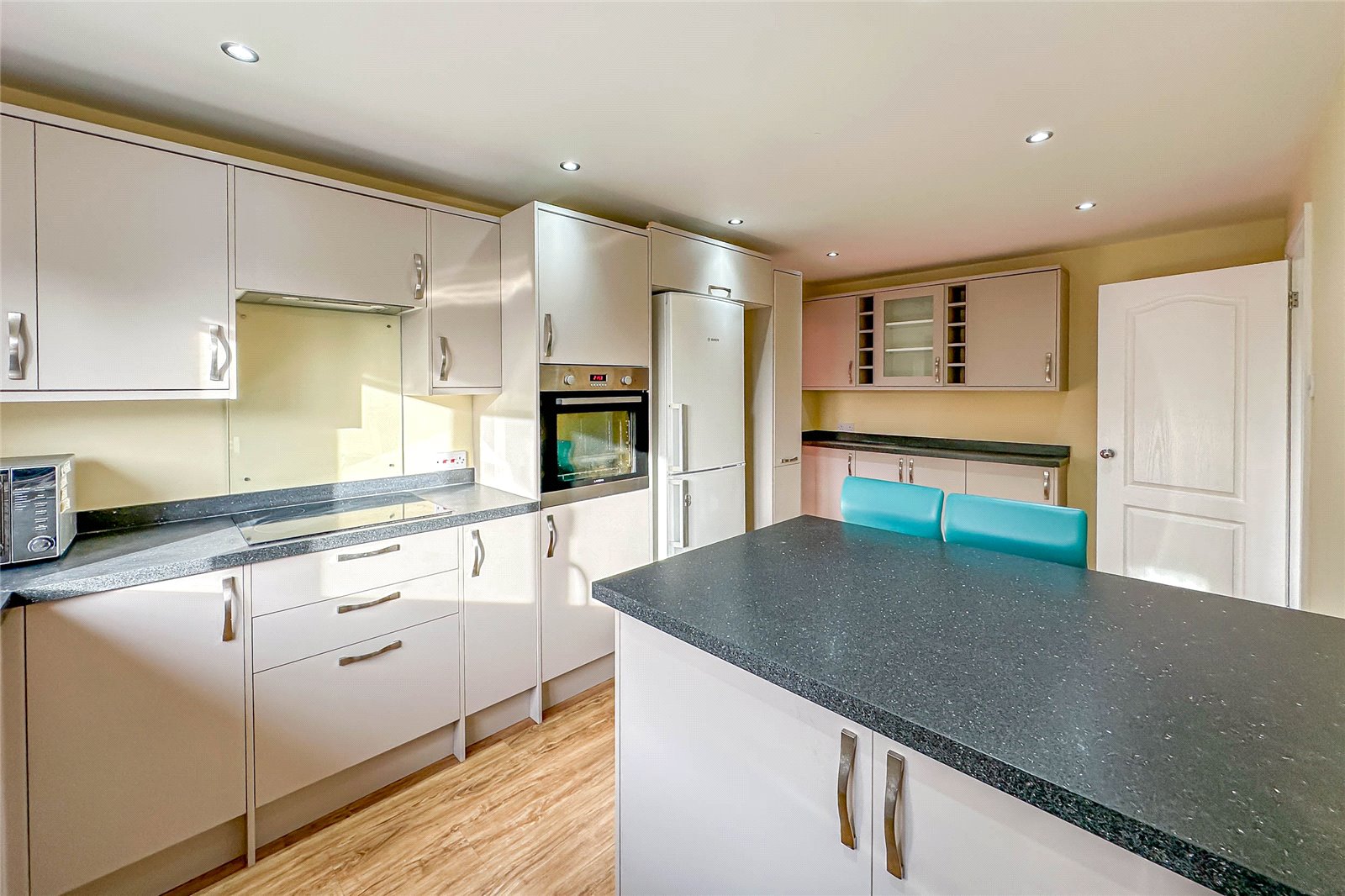 2 bed apartment to rent in Brooklands Court, Hatfield Road, St. Albans, Hertfordshire, AL1 - Property Image 9