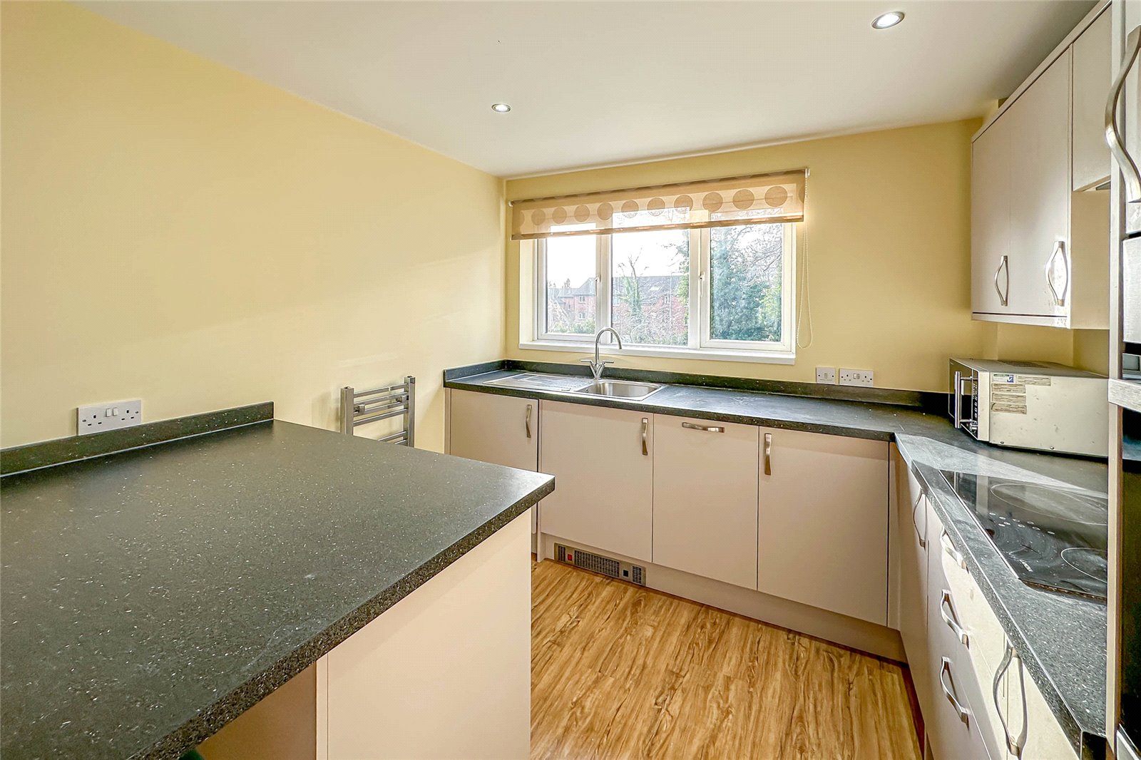 2 bed apartment to rent in Brooklands Court, Hatfield Road, St. Albans, Hertfordshire, AL1 - Property Image 10