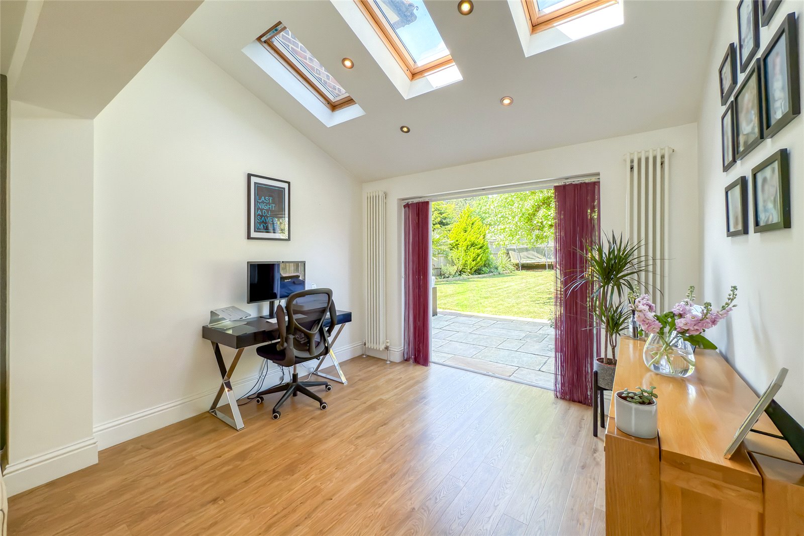 4 bed semi-detached house for sale in Hill End Lane, St. Albans, Hertfordshire, AL4 - Property Image 5