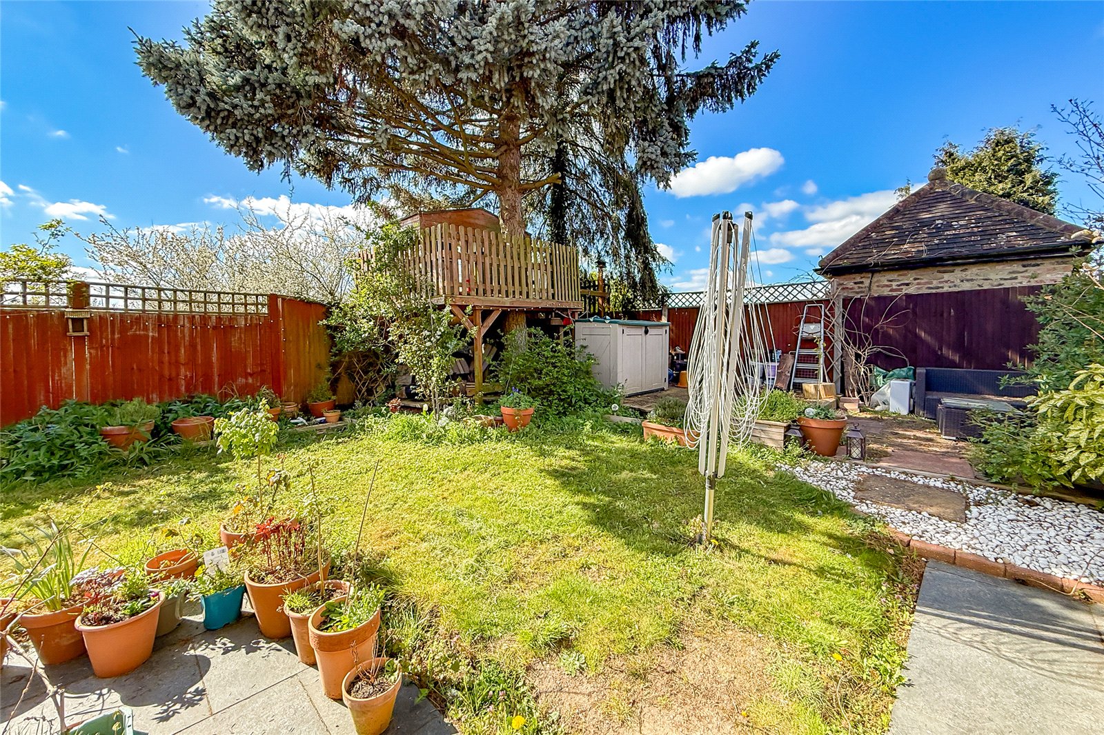5 bed detached house for sale in Magnolia Close, Park Street, St. Albans, Hertfordshire, AL2  - Property Image 26