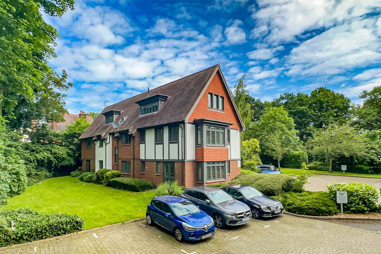 2 bed apartment for sale in Old Mile House Court, St. Albans, Hertfordshire, AL1  - Property Image 10