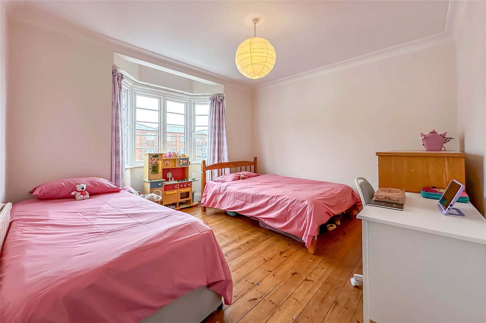 2 bed apartment for sale in Abbey Court, Holywell Hill, St. Albans, Hertfordshire, AL1  - Property Image 9