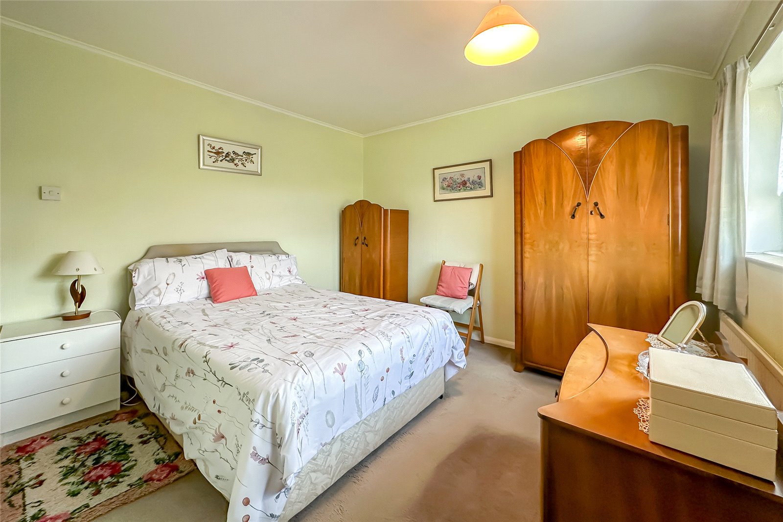 3 bed semi-detached house for sale in High Oaks, St. Albans, Hertfordshire, AL3  - Property Image 5