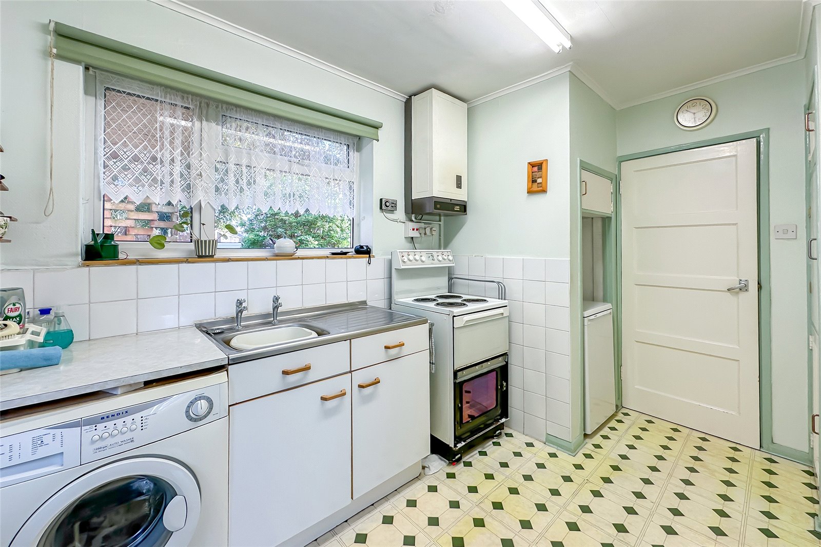 3 bed semi-detached house for sale in High Oaks, St. Albans, Hertfordshire, AL3  - Property Image 13