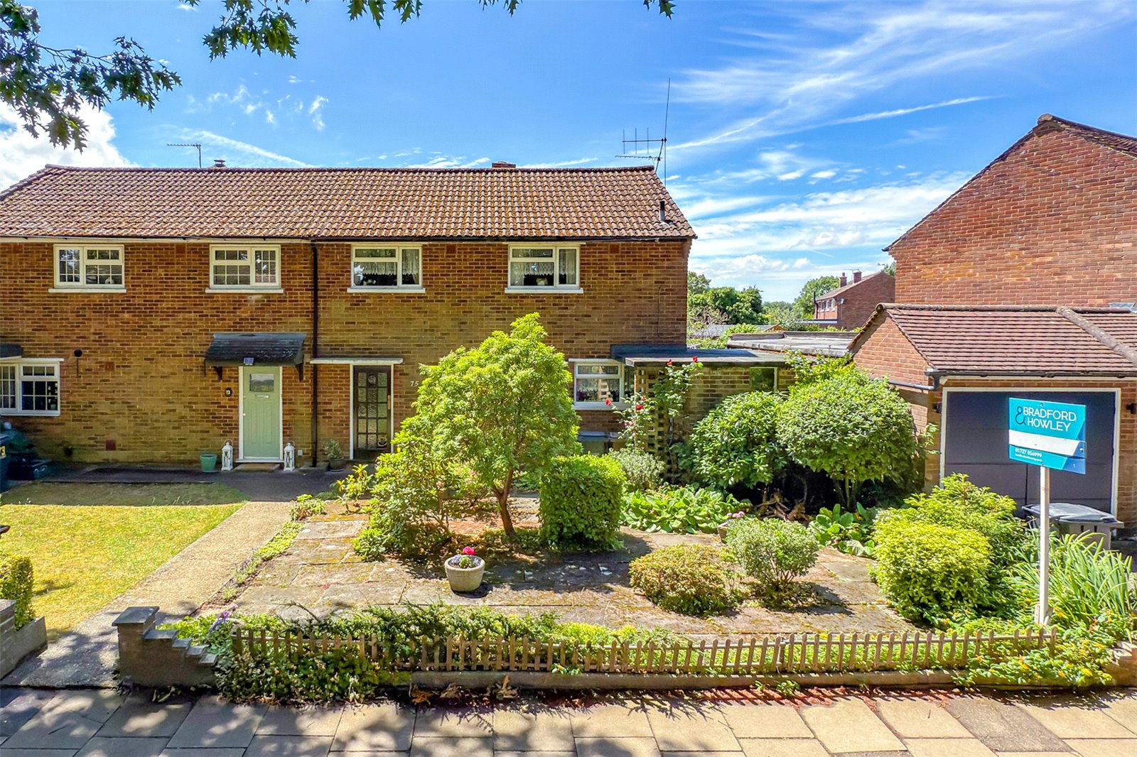 3 bed semi-detached house for sale in High Oaks, St. Albans, Hertfordshire, AL3