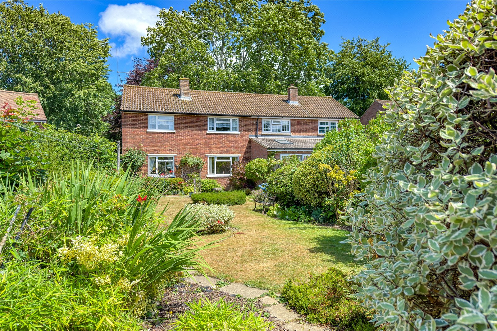 3 bed semi-detached house for sale in High Oaks, St. Albans, Hertfordshire, AL3  - Property Image 9
