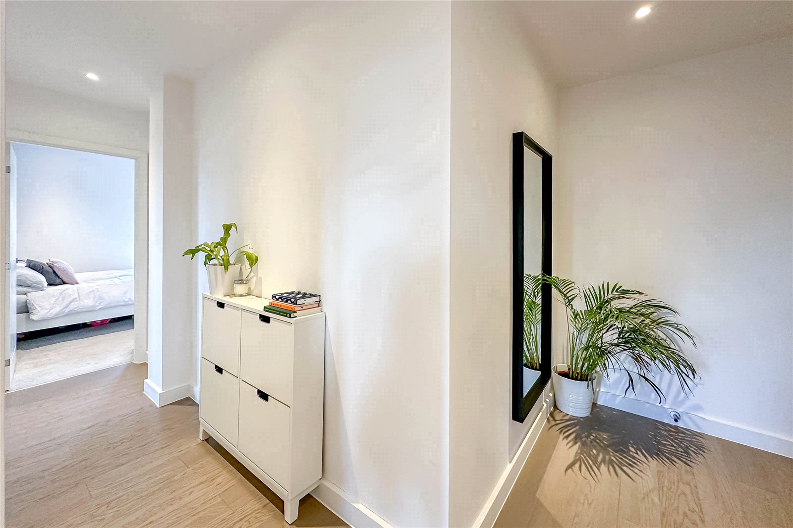 2 bed apartment to rent in Ziggurat House, 25 Grosvenor Road, St. Albans, Hertfordshire, AL1 - Property Image 9