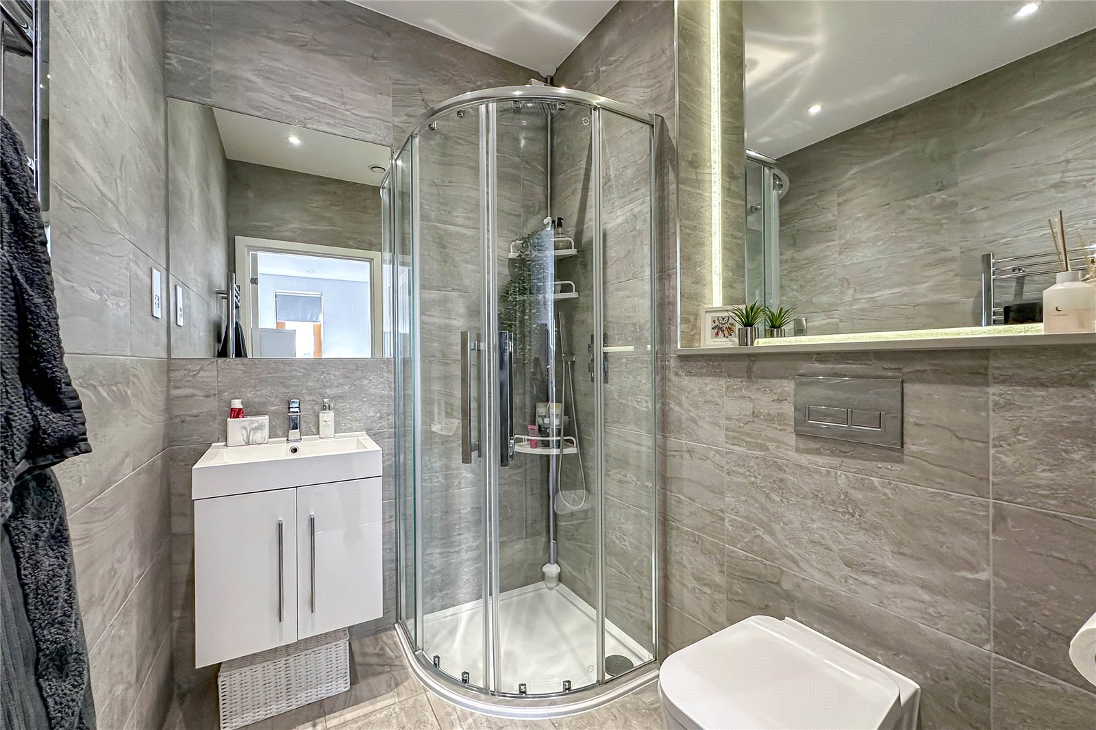 2 bed apartment to rent in Ziggurat House, 25 Grosvenor Road, St. Albans, Hertfordshire, AL1 - Property Image 11