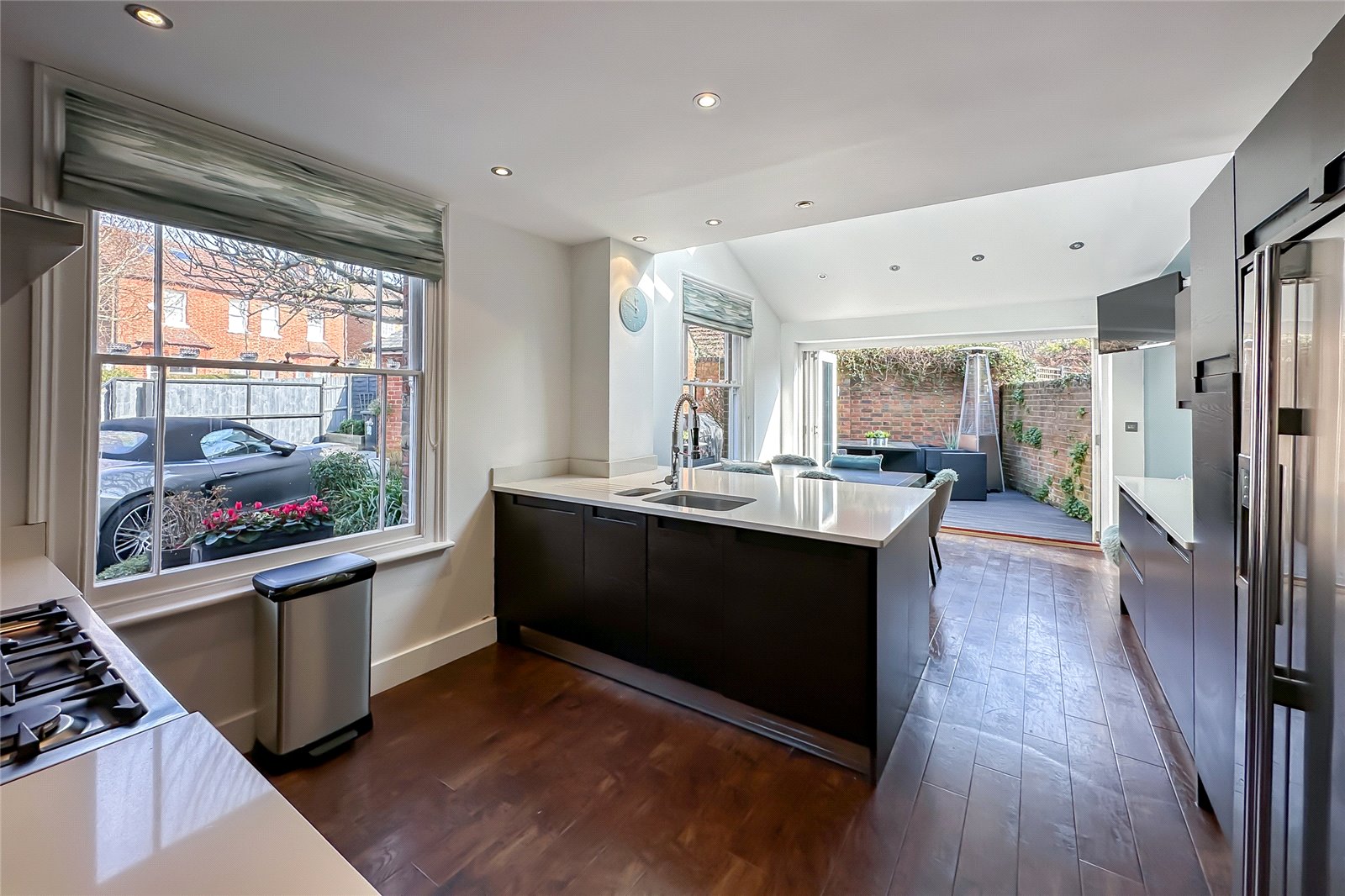 4 bed end of terrace house for sale in Church Crescent, St. Albans, Hertfordshire, AL3 - Property Image 3