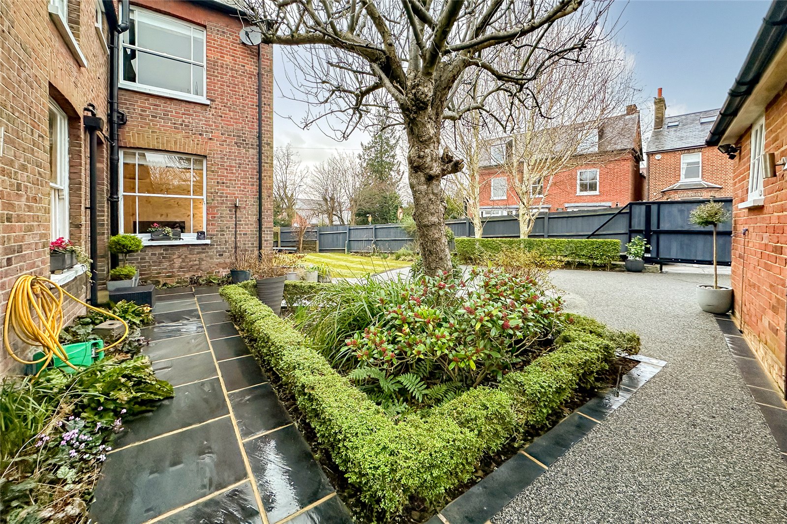 4 bed end of terrace house for sale in Church Crescent, St. Albans, Hertfordshire, AL3 - Property Image 14