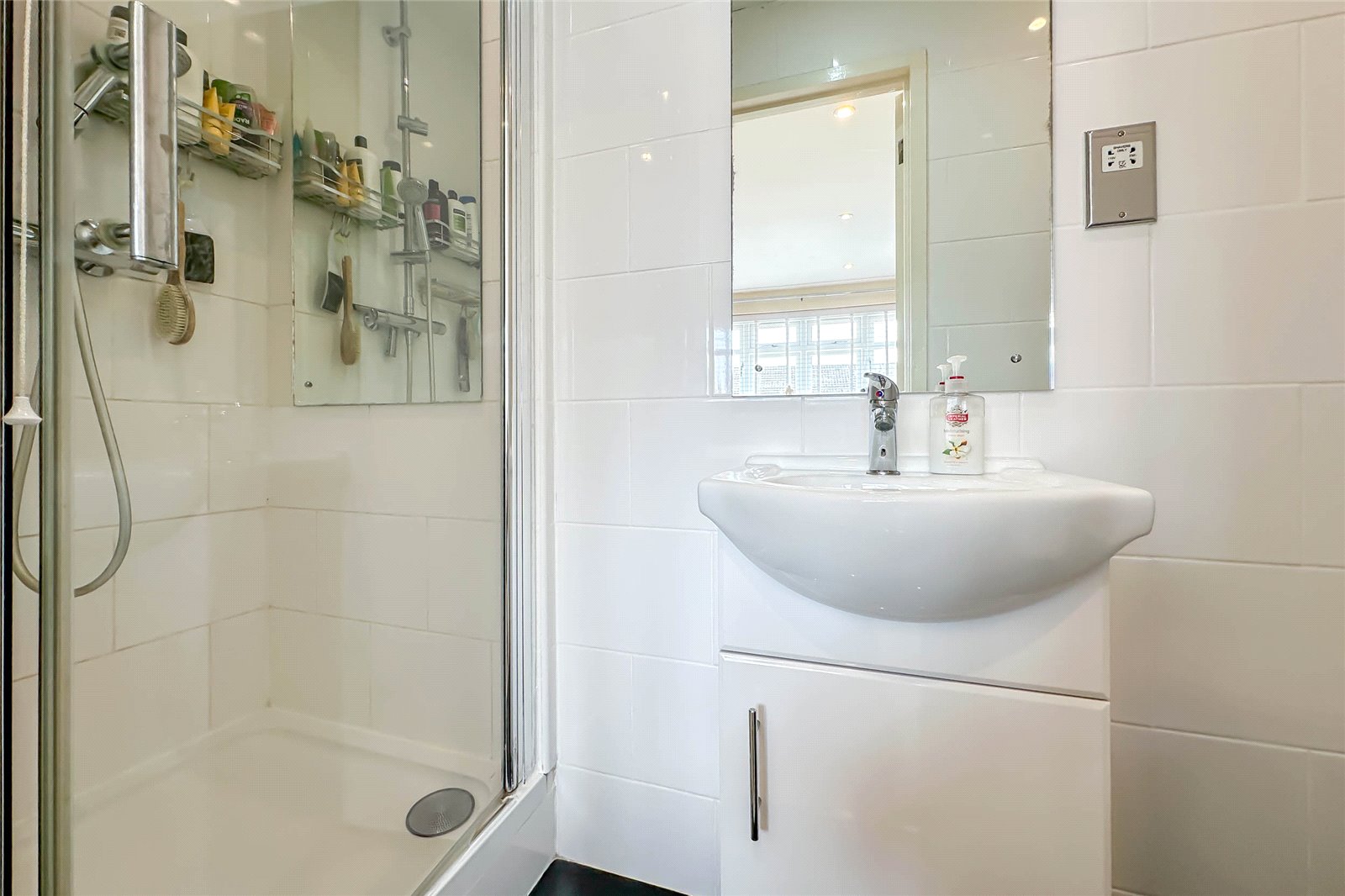4 bed detached house for sale in Potters Field, St. Albans, Hertfordshire, AL3 - Property Image 17