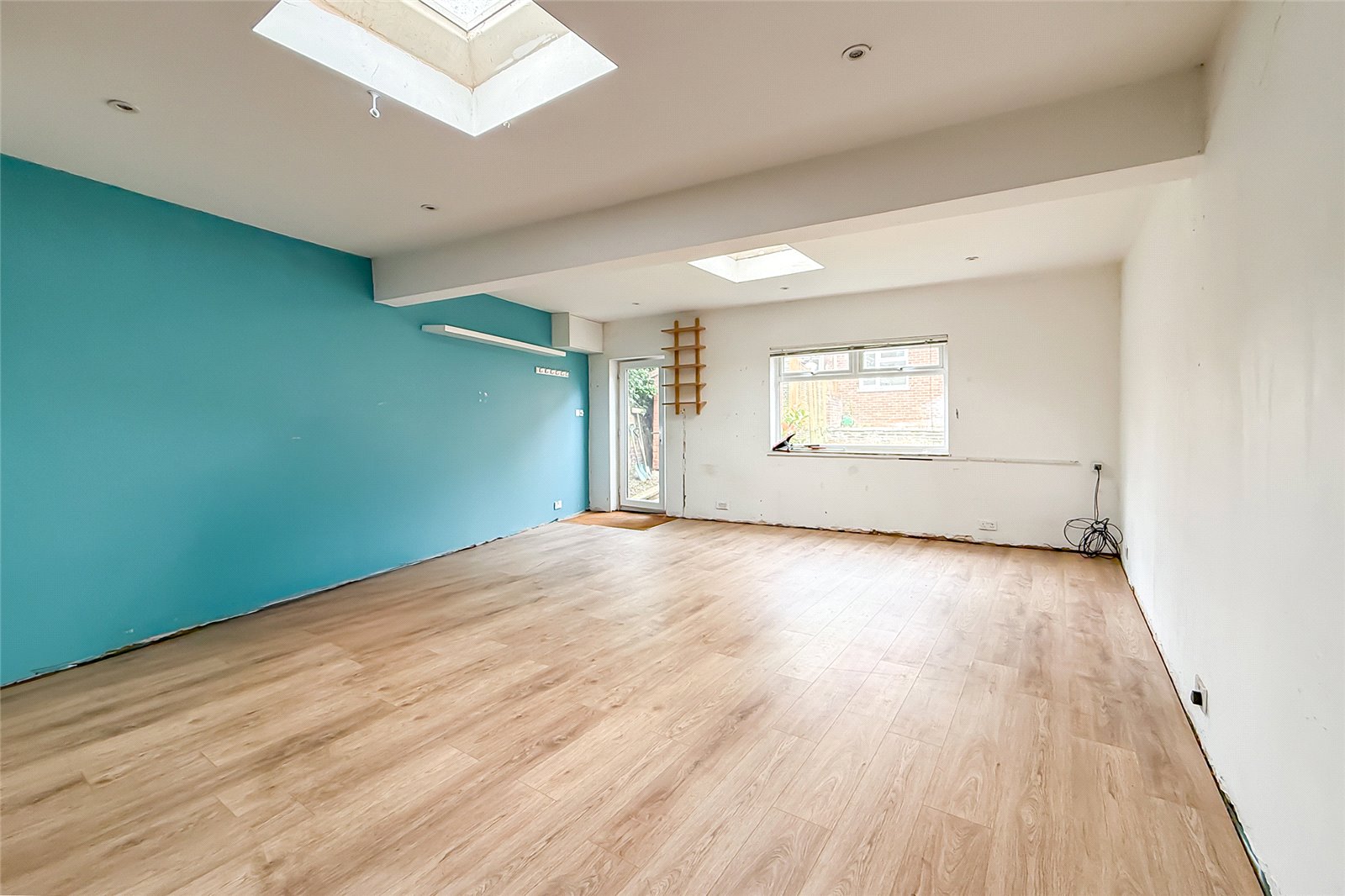 3 bed terraced house for sale in Trumpington Drive, St. Albans, Hertfordshire, AL1  - Property Image 14