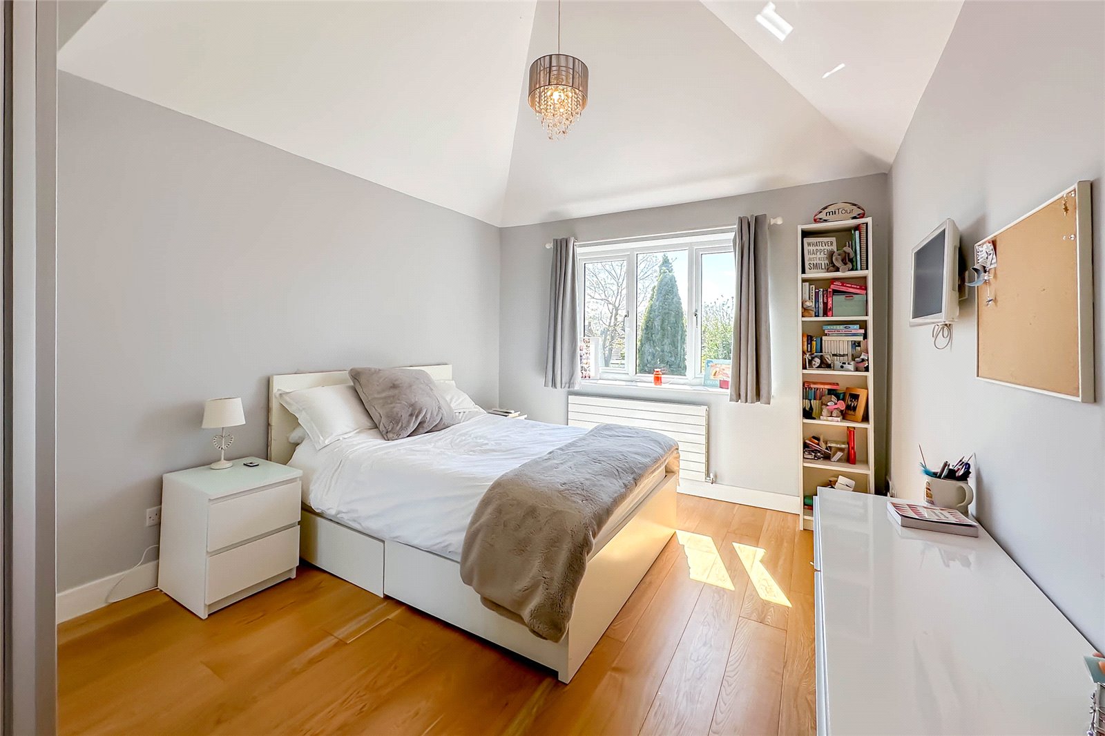 4 bed detached house for sale in Hatfield Road, St. Albans, Hertfordshire, AL4 - Property Image 7