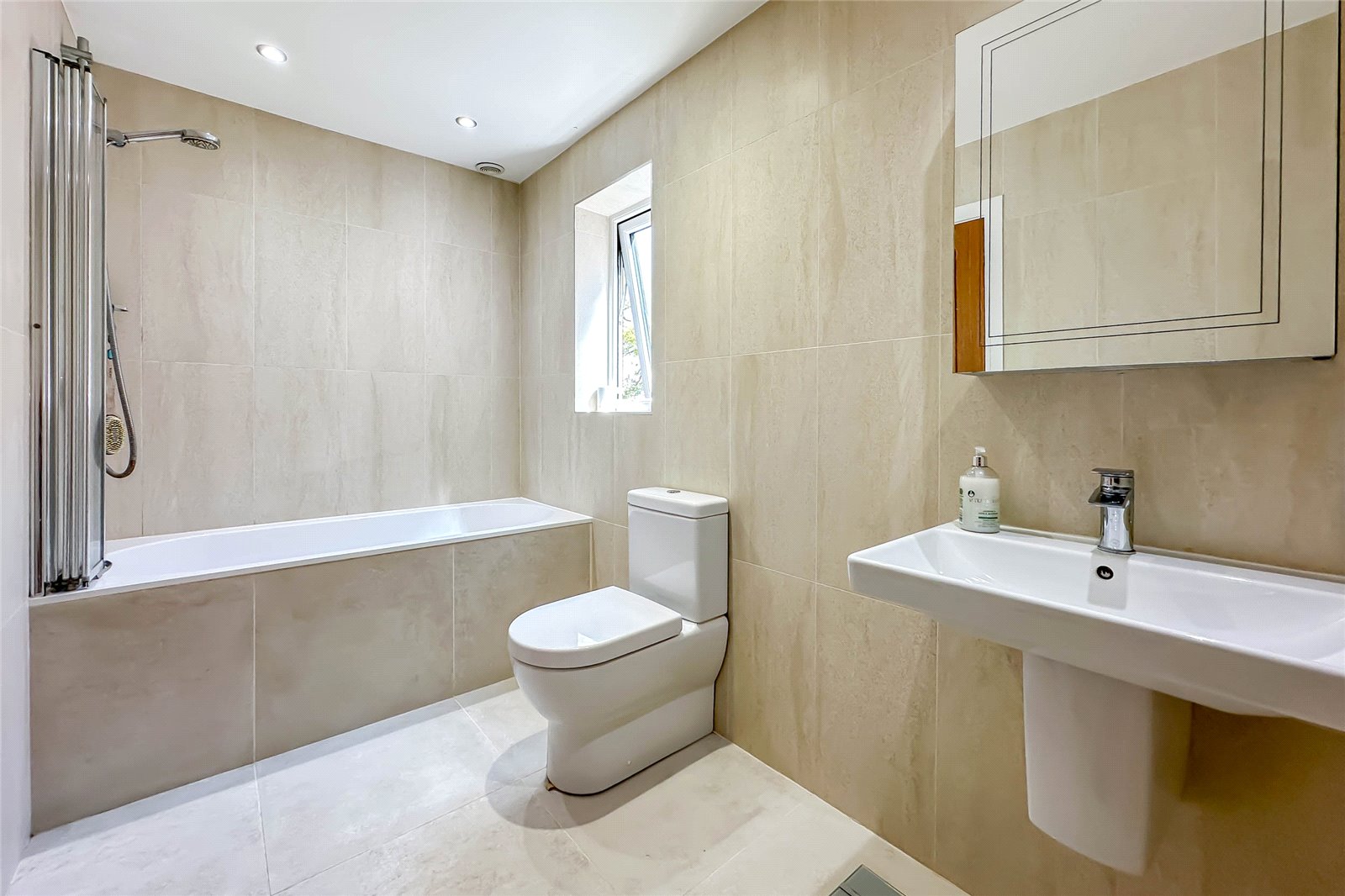 4 bed detached house for sale in Hatfield Road, St. Albans, Hertfordshire, AL4 - Property Image 8