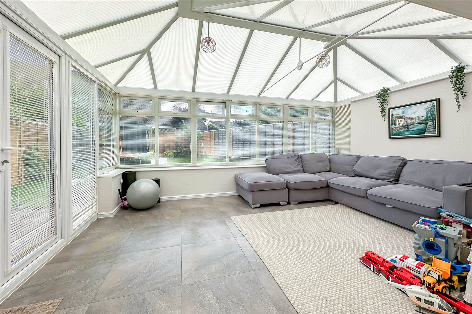 3 bed link detached house to rent in Sovereign Park, St. Albans, Hertfordshire, AL4  - Property Image 11