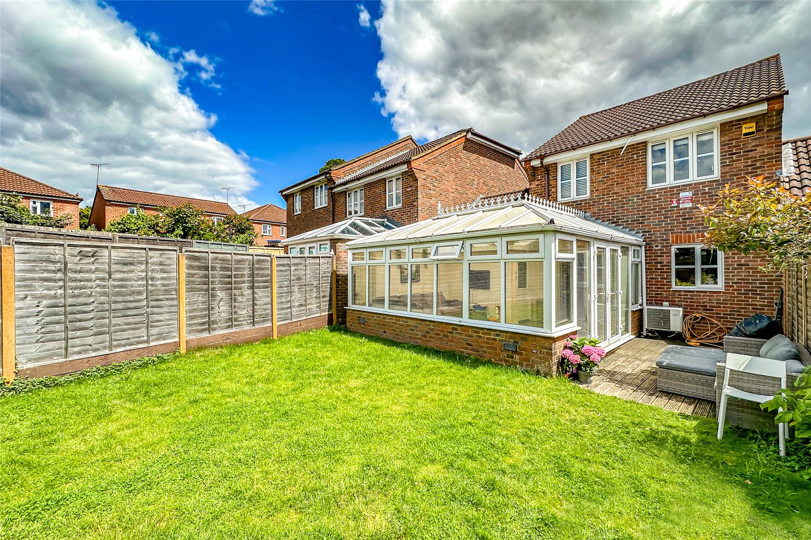 3 bed link detached house to rent in Sovereign Park, St. Albans, Hertfordshire, AL4  - Property Image 4