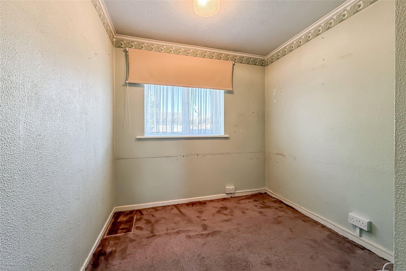 3 bed terraced house for sale in Maplefield, Park Street, St. Albans, Hertfordshire, AL2  - Property Image 5