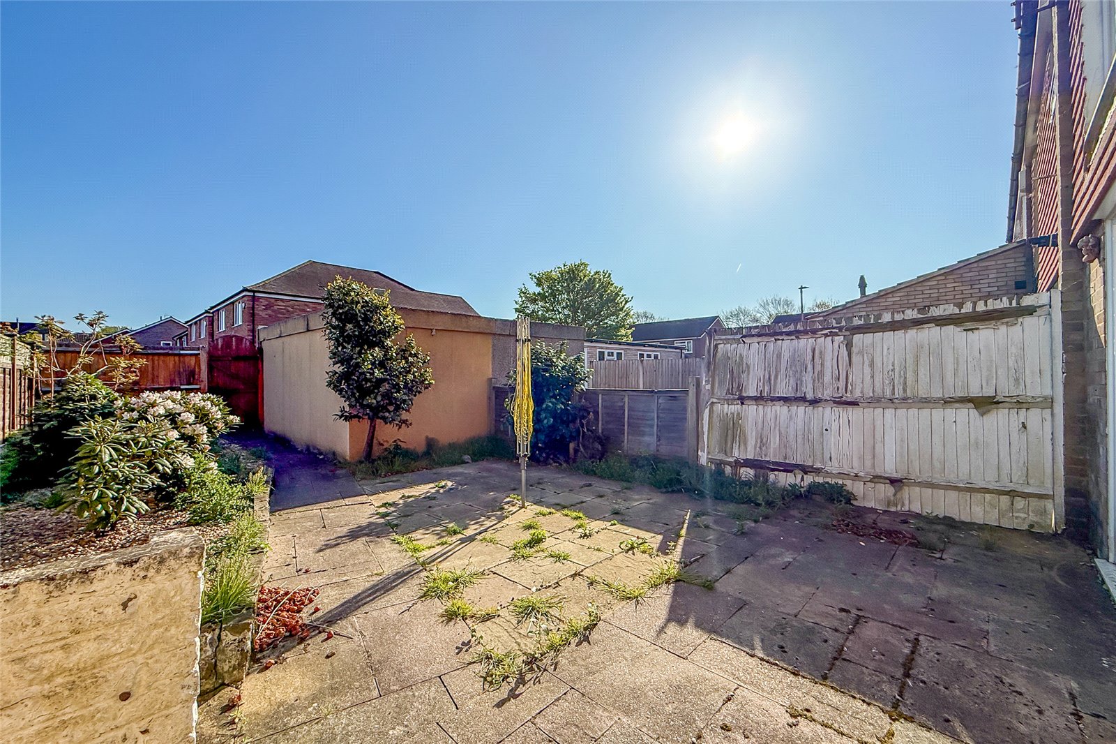 3 bed terraced house for sale in Maplefield, Park Street, St. Albans, Hertfordshire, AL2  - Property Image 10