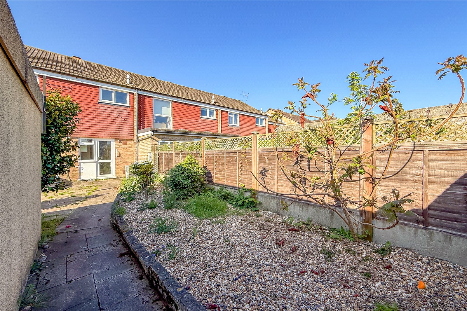 3 bed terraced house for sale in Maplefield, Park Street, St. Albans, Hertfordshire, AL2  - Property Image 12