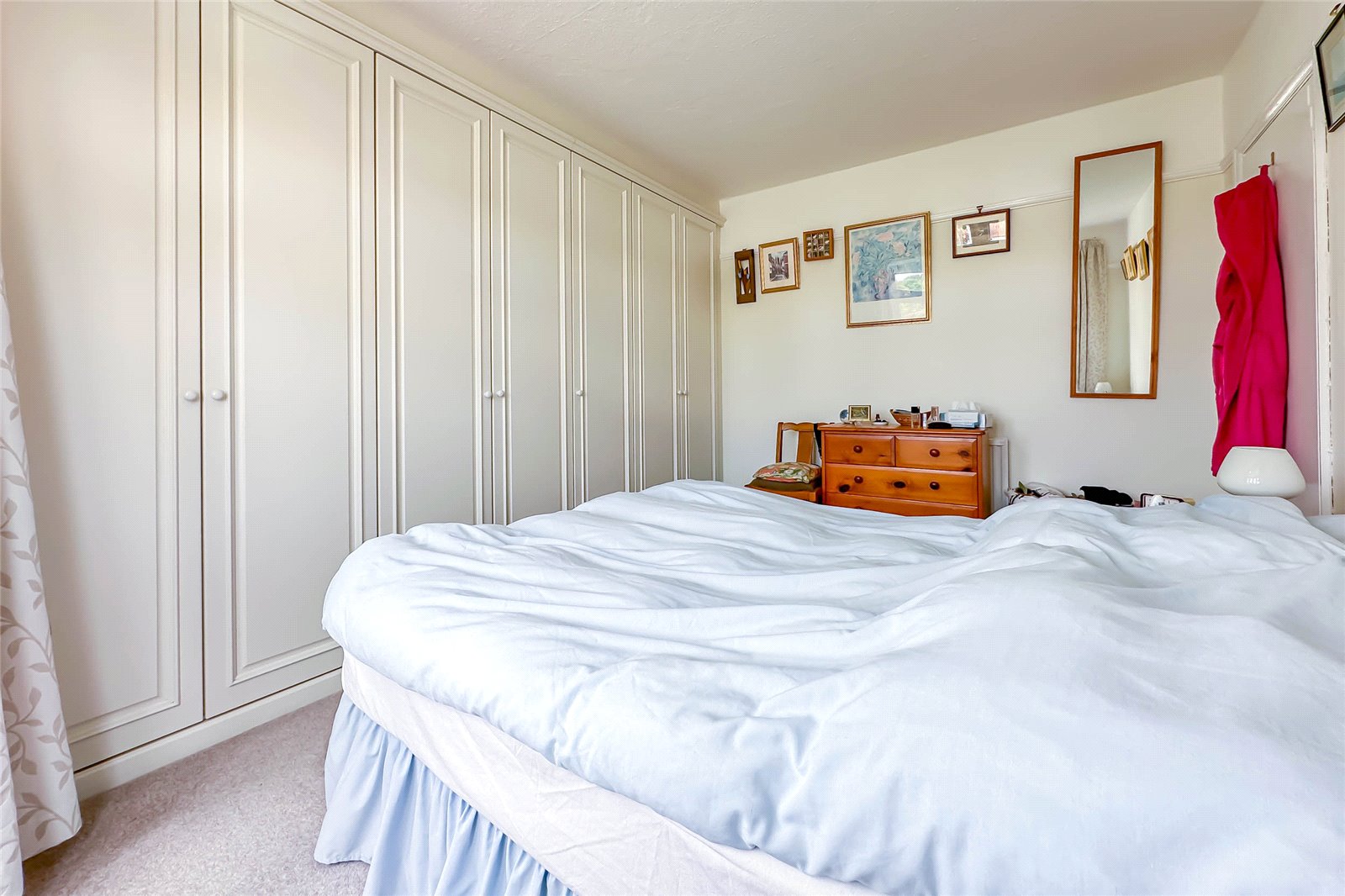 3 bed detached house for sale in Hill End Lane, St. Albans, Hertfordshire, AL4 - Property Image 8