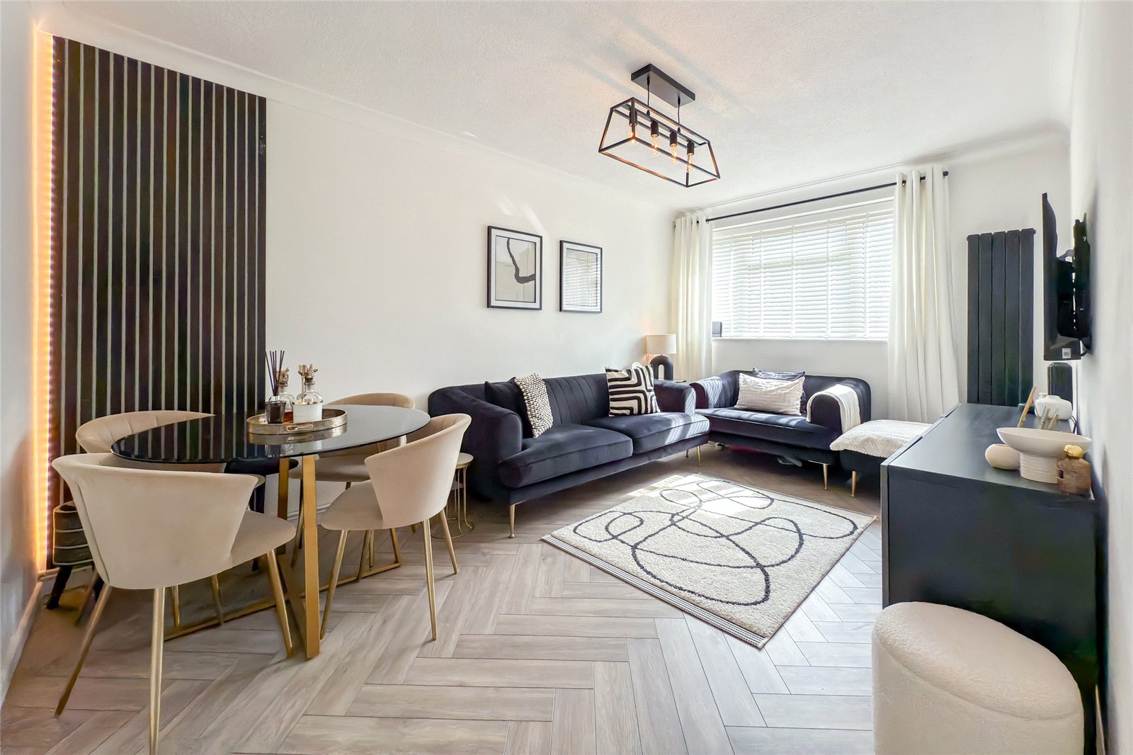 2 bed ground floor flat for sale in The Beeches, Park Street, St. Albans, Hertfordshire, AL2 - Property Image 4