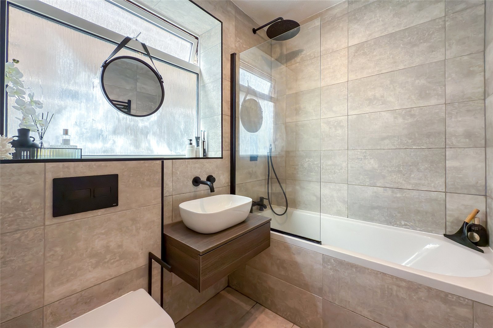 2 bed ground floor flat for sale in The Beeches, Park Street, St. Albans, Hertfordshire, AL2 - Property Image 8