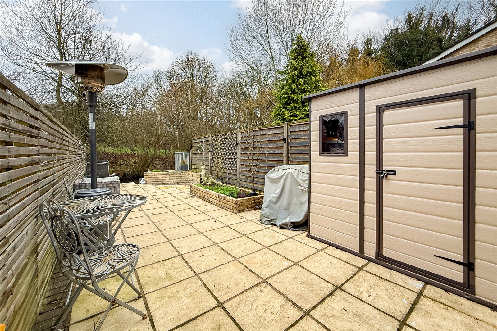 2 bed ground floor flat for sale in The Beeches, Park Street, St. Albans, Hertfordshire, AL2 - Property Image 13