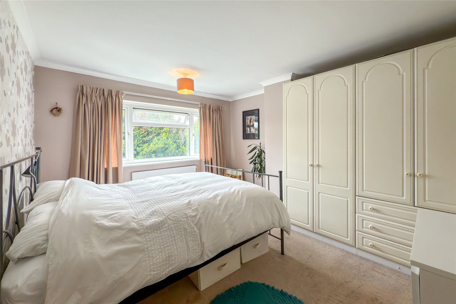 3 bed semi-detached house for sale in Orchard Drive, Park Street, St. Albans, Hertfordshire, AL2 - Property Image 7