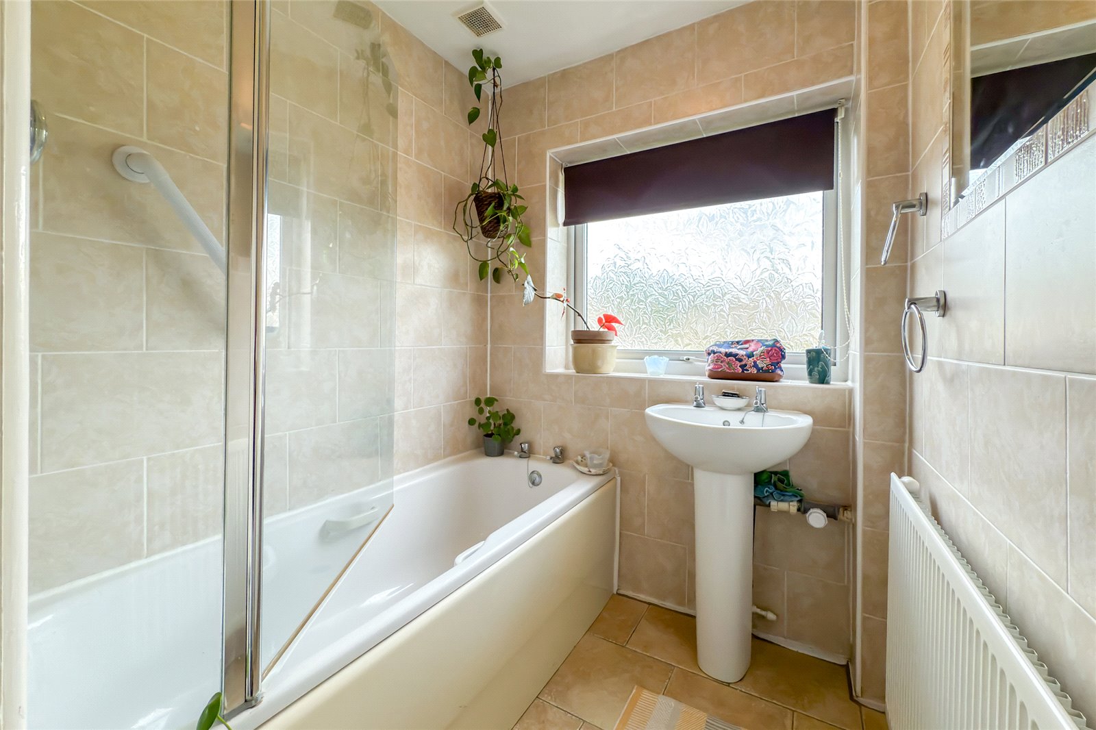 3 bed semi-detached house for sale in Orchard Drive, Park Street, St. Albans, Hertfordshire, AL2 - Property Image 9