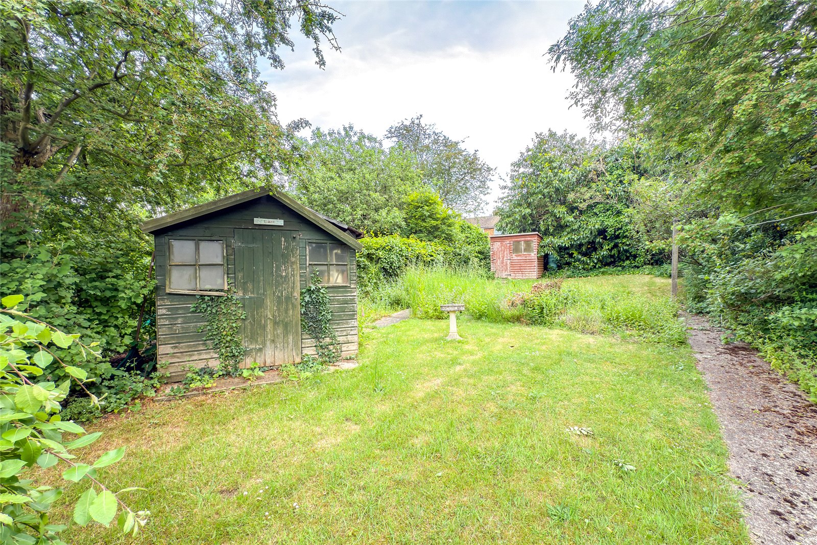 3 bed semi-detached house for sale in Orchard Drive, Park Street, St. Albans, Hertfordshire, AL2 - Property Image 10