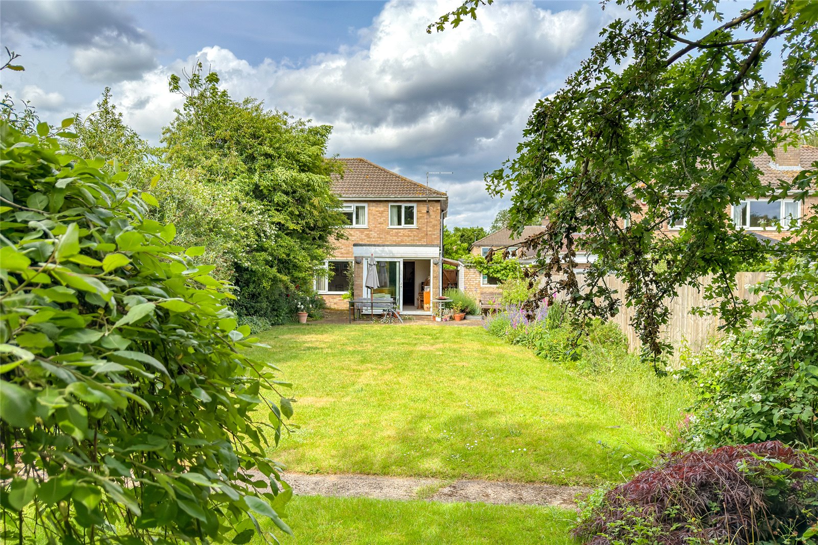 3 bed semi-detached house for sale in Orchard Drive, Park Street, St. Albans, Hertfordshire, AL2 - Property Image 2