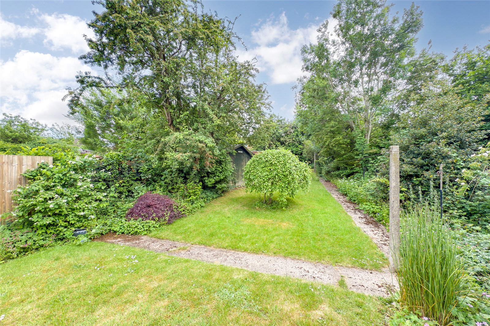 3 bed semi-detached house for sale in Orchard Drive, Park Street, St. Albans, Hertfordshire, AL2 - Property Image 11