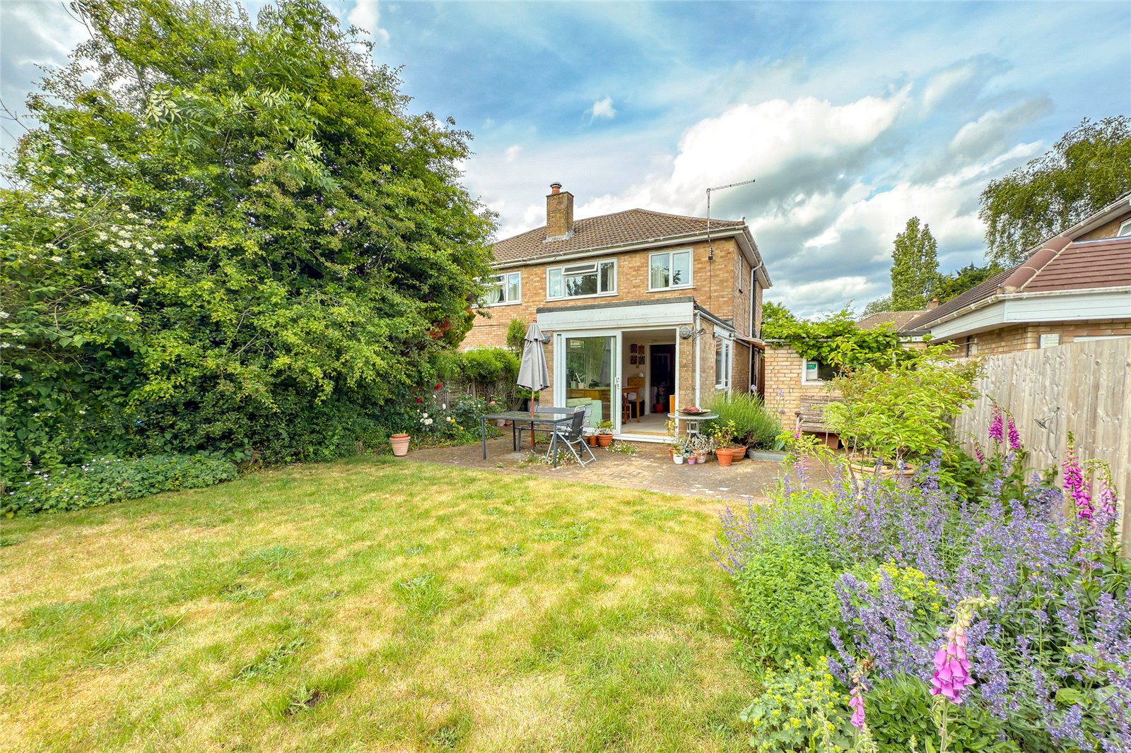 3 bed semi-detached house for sale in Orchard Drive, Park Street, St. Albans, Hertfordshire, AL2 - Property Image 13