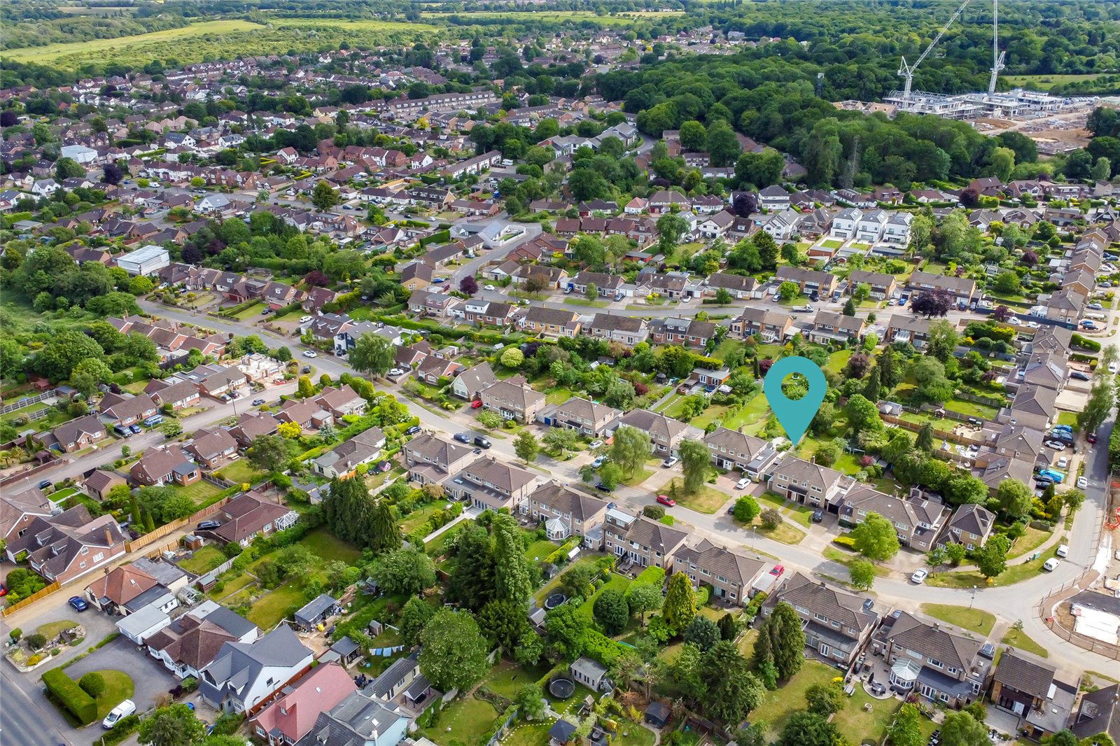 3 bed semi-detached house for sale in Orchard Drive, Park Street, St. Albans, Hertfordshire, AL2 - Property Image 14