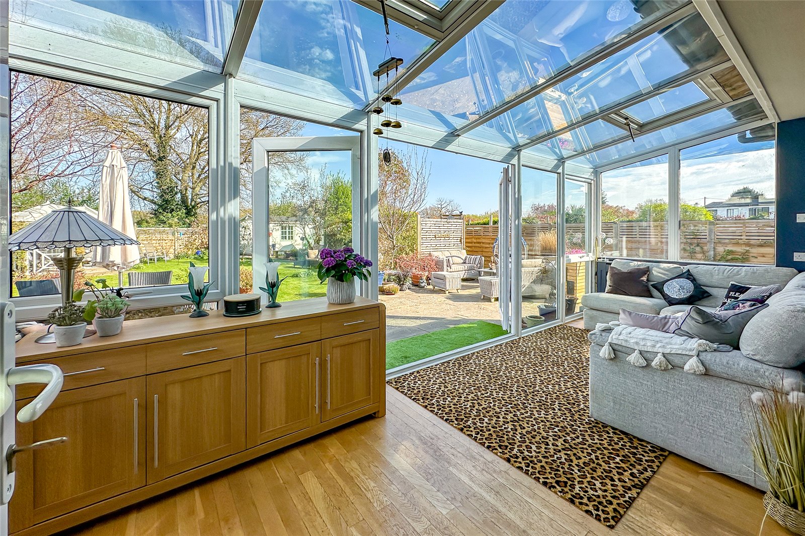 2 bed for sale in North Close, St. Albans, Hertfordshire, AL2  - Property Image 4