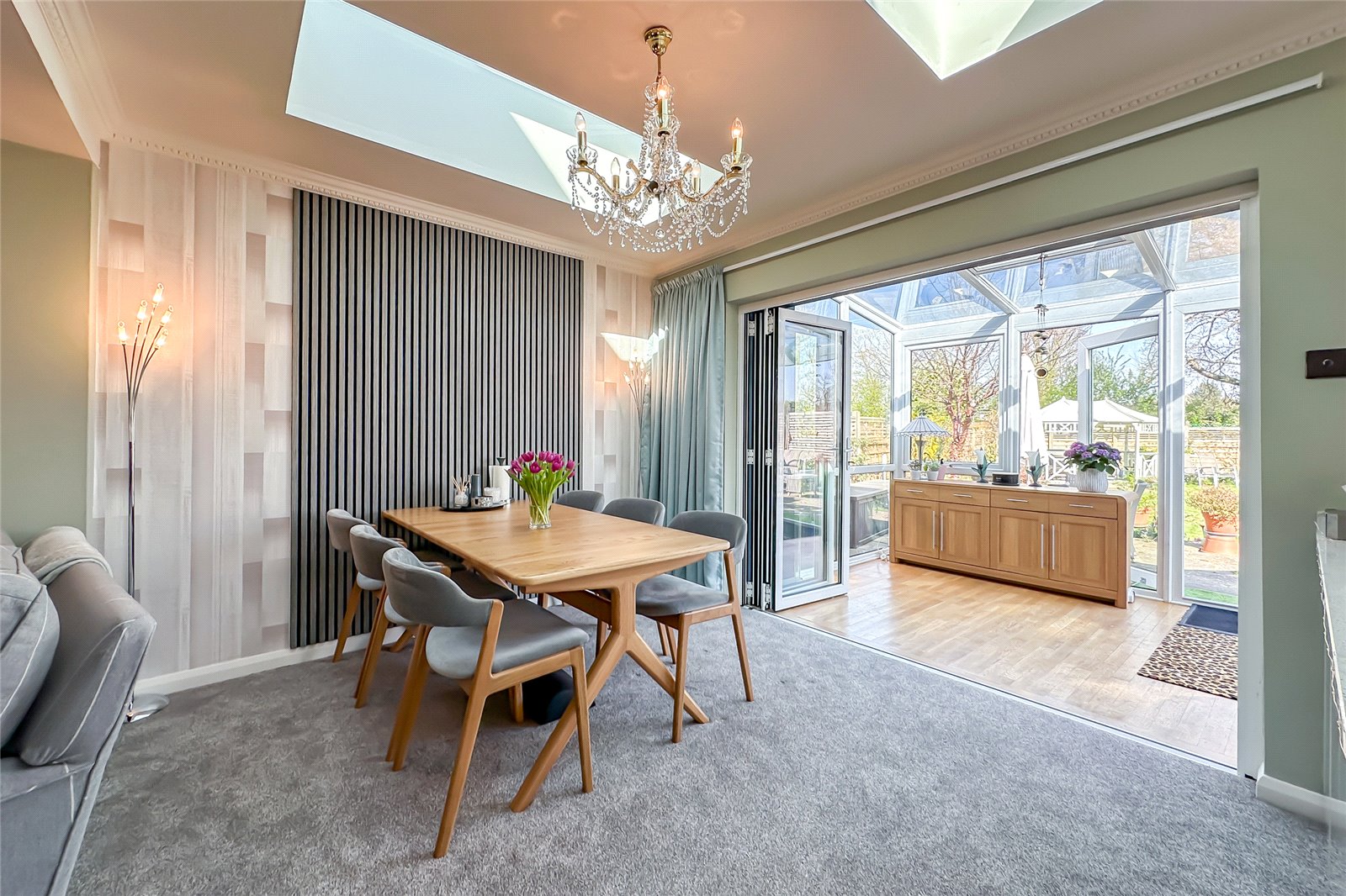 2 bed for sale in North Close, St. Albans, Hertfordshire, AL2  - Property Image 8