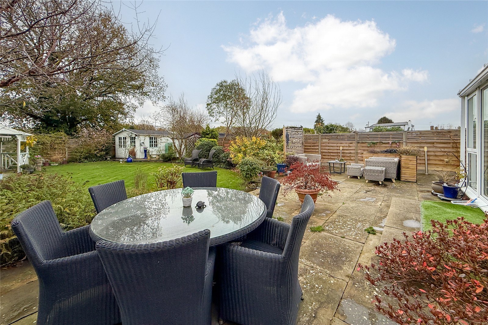 2 bed for sale in North Close, St. Albans, Hertfordshire, AL2  - Property Image 13