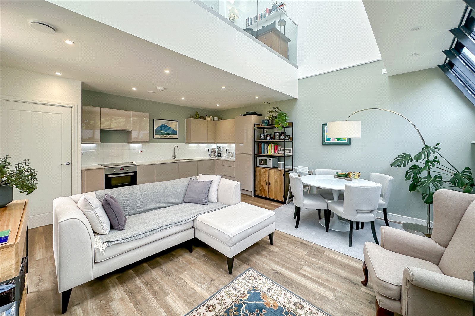 2 bed maisonette for sale in Hansell Gardens, Sutton Road, St. Albans, Hertfordshire, AL1 - Property Image 4