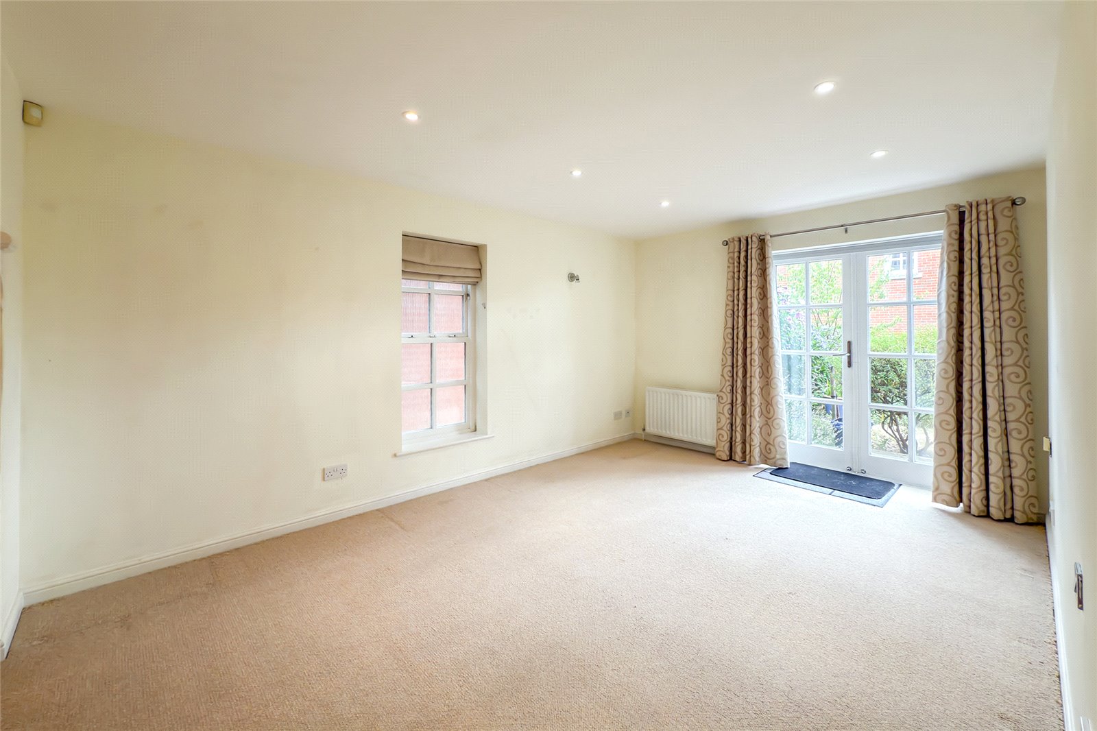 2 bed apartment to rent in Newmarket Court, Goldsmith Way, St Albans, Hertfordshire, AL3  - Property Image 8
